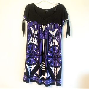 Black white and blue women’s dress New